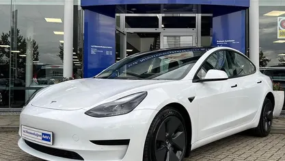 Occasion Tesla Model 3 Standard Range 11 kW (15 PK) 2023 Wit Sedan