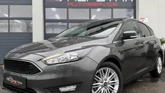 Grijs Gebruikt 2017 Ford Focus Hatchback | € 9.945 (Eerlijke prijs)