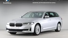 Grijs Gebruikt 2020 BMW 520 Executive Stationwagen | € 35.900 (Eerlijke prijs)