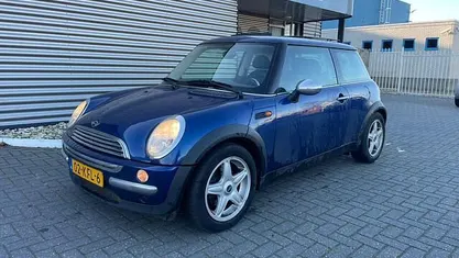 Blauw Occasion 2003 Mini ONE Salt Hatchback | € 1.600 (Goede deal)