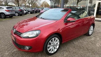Occasion VW Golf Cabriolet 123 PK (90 kW) 2012 Rood (metallic) Cabriolet