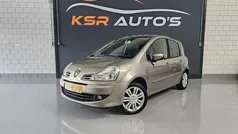 Beige Gebruikt 2011 Renault Grand Modus Dynamique MPV | € 4.795 (Eerlijke prijs)