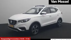 Gebruikt 2020 MG ZS Luxury Sedan | € 14.995 (Eerlijke prijs)