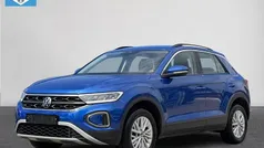 Blauw Gebruikt 2023 VW T-Roc Life SUV | € 26.890 (Super prijs)
