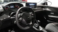 Grijs Nieuw 2025 Peugeot 208 Style Hatchback | € 23.240 (Eerlijke prijs)