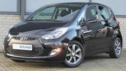 Zwart Occasion 2019 Hyundai i20 Premium MPV | € 16.990 (Eerlijke prijs)