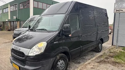 Occasion Iveco Daily 150 PK (110 kW) 2013 Zwart (metallic) Van