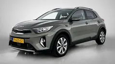 Groen Gebruikt 2022 Kia Stonic SUV | € 19.740 (Eerlijke prijs)