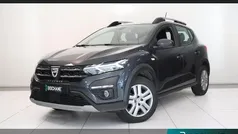 Grijs Gebruikt 2023 Dacia Sandero Comfort Hatchback | € 17.985 (Eerlijke prijs)