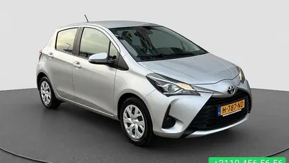 Occasion Toyota Yaris Active 112 PK (82 kW) 2020 Grijs Hatchback