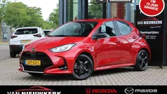 Rood Gebruikt 2022 Mazda 2 Hatchback | € 21.400 (Eerlijke prijs)