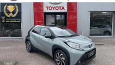 Gebruikt 2025 Toyota Aygo Pulse Hatchback | € 23.439 (Eerlijke prijs)