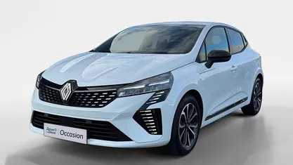 Licht ijswit 369 Occasion 2024 Renault Clio V Techno Hatchback | € 18.335 (Eerlijke prijs)