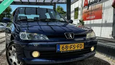 Blauw Gebruikt 2000 Peugeot 306 Hatchback | € 999 (Eerlijke prijs)