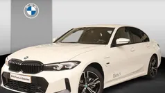 Wit Gebruikt 2024 BMW 320e Shadowline Sedan | € 43.450 (Goede deal)