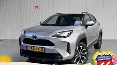 Grijs Gebruikt 2023 Toyota Yaris Cross SUV | € 29.950 (Eerlijke prijs)