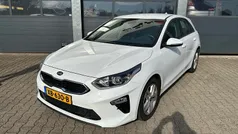 Gebruikt 2018 Kia Ceed Hatchback | € 14.830 (Eerlijke prijs)