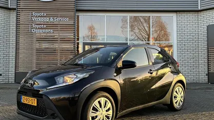 Gebruikt 2024 Toyota Aygo X X-play SUV | € 17.340 (Eerlijke prijs)