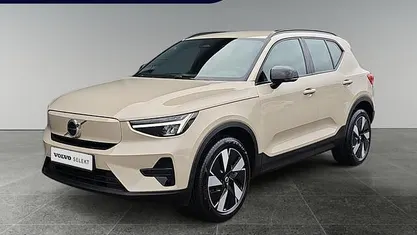 Bruin Occasion 2024 Volvo EX40 Plus SUV | € 42.950 (Eerlijke prijs)