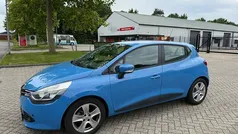 Blauw Gebruikt 2014 Renault Clio IV Expression Hatchback | € 4.450 (Goede deal)