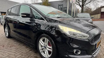 Gebruikt 2016 Ford S-MAX ST-Line MPV | € 21.799 (Eerlijke prijs)