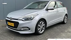 Grijs Gebruikt 2017 Hyundai i20 Comfort Hatchback | € 11.395 (Eerlijke prijs)