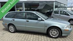 Gebruikt 2003 Volvo V40 Stationwagen | € 2.944 (Eerlijke prijs)