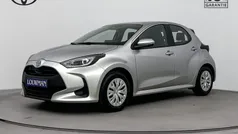 Gebruikt 2024 Toyota Yaris Hybrid Hatchback | € 23.950 (Eerlijke prijs)