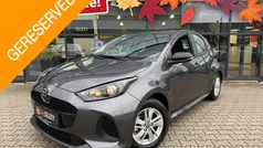 Grijs Gebruikt 2025 Mazda 2 Center-Line Hatchback | € 22.990 (Goede deal)