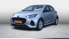 Grijs Gebruikt 2025 Mazda 2 Center-Line Hatchback | € 25.900 (Eerlijke prijs)