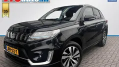 Gebruikt 2023 Suzuki Vitara Style SUV | € 24.890 (Eerlijke prijs)