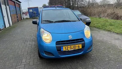 Blauw Gebruikt 2011 Suzuki Alto Hatchback | € 2.540 (Eerlijke prijs)