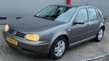 Occasion 2001 VW Golf IV Highline Hatchback | € 2.749 (Eerlijke prijs)