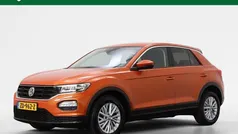 Gebruikt 2018 VW T-Roc Style SUV | € 18.745 (Eerlijke prijs)