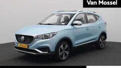 Blauw Gebruikt 2020 MG ZS Luxury Sedan | € 14.295 (Eerlijke prijs)
