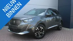 Grijs Gebruikt 2023 Peugeot 2008 Allure SUV | € 23.900 (Eerlijke prijs)