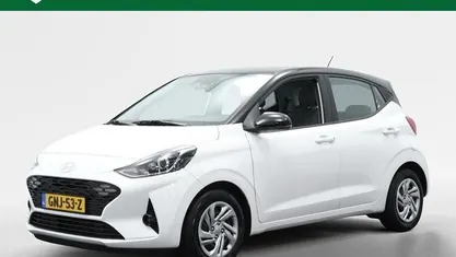 Atlas white tt Gebruikt 2024 Hyundai i10 Premium Hatchback | € 19.950 (Eerlijke prijs)