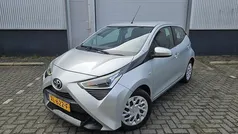 Grijs Gebruikt 2019 Toyota Aygo X-play Hatchback | € 9.150 (Eerlijke prijs)