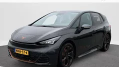 Grijs Gebruikt 2023 Cupra Born e-Boost Hatchback | € 32.600 (Eerlijke prijs)