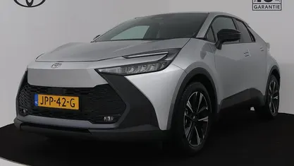 Occasion 2025 Toyota C-HR SUV | € 35.945 (Eerlijke prijs)