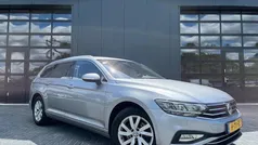 Grijs Gebruikt 2020 VW Passat Comfortline Stationwagen | € 20.950 (Goede deal)