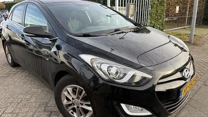 Gebruikt 2016 Hyundai i30 Hatchback | € 3.999 (Super prijs)