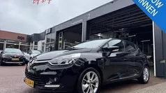 Zwart Gebruikt 2017 Renault Clio IV LIMITED Hatchback | € 10.390 (Eerlijke prijs)