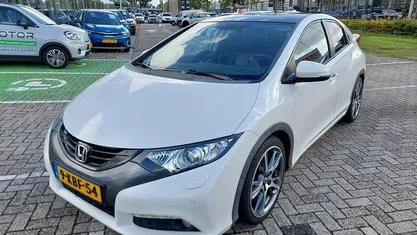 Gebruikt 2013 Honda Civic Executive Hatchback | € 9.490 (Eerlijke prijs)