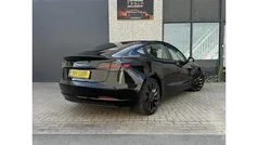 Zwart Gebruikt 2022 Tesla Model 3 Performance Sedan | € 35.999 (Eerlijke prijs)