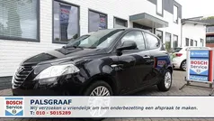 Zwart Gebruikt 2013 Lancia Ypsilon Silver Hatchback | € 5.950 (Eerlijke prijs)