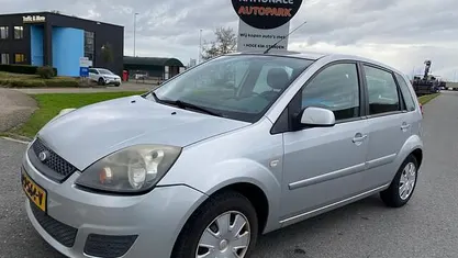 Gebruikt 2008 Ford Fiesta Style Hatchback | € 899 (Goede deal)