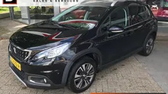 Zwart Gebruikt 2018 Peugeot 2008 Allure SUV | € 12.950 (Eerlijke prijs)