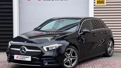 Occasion 2023 Mercedes A180 Business Hatchback | € 23.950 (Super prijs)