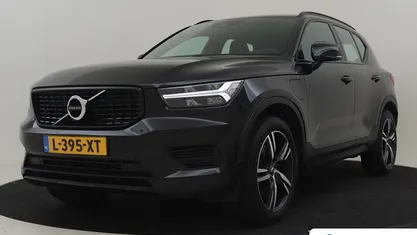 Zwart Occasion 2021 Volvo XC40 Inscription SUV | € 27.695 (Eerlijke prijs)